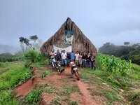 Denuncia urgente desde Costa Rica: tribunales ordenan el desalojo de un pueblo indígena y la Fiscalía archiva el caso del líder asesinado