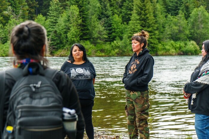 Building resilience and forging alliances for territorial defence: Sharing knowledges between First Nations of Turtle Island (Canada) and Amazonian Territorial Defenders
